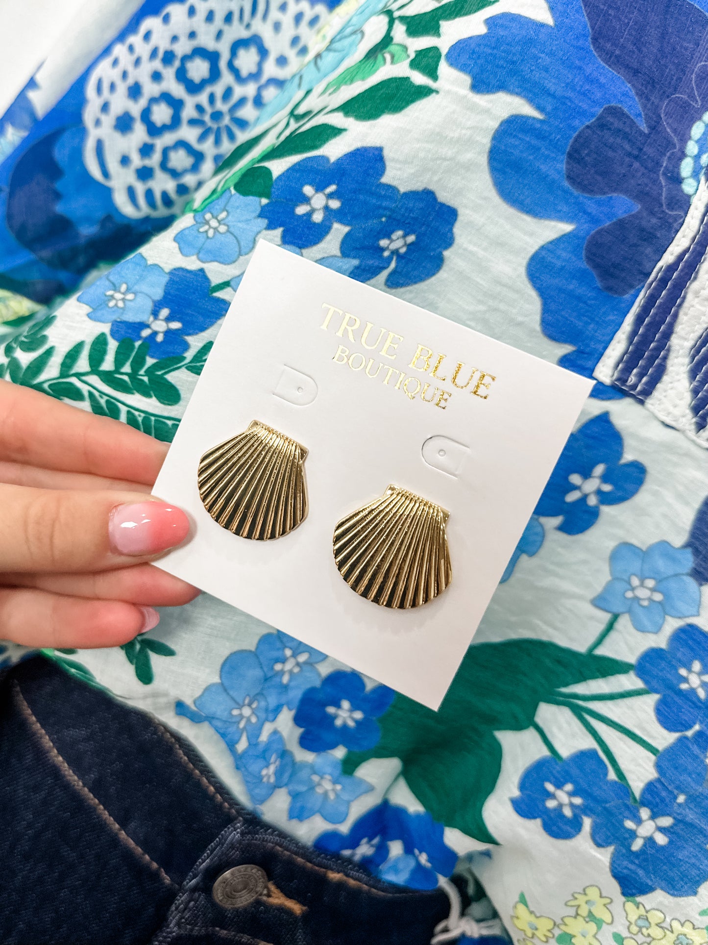 Large Shell Studs