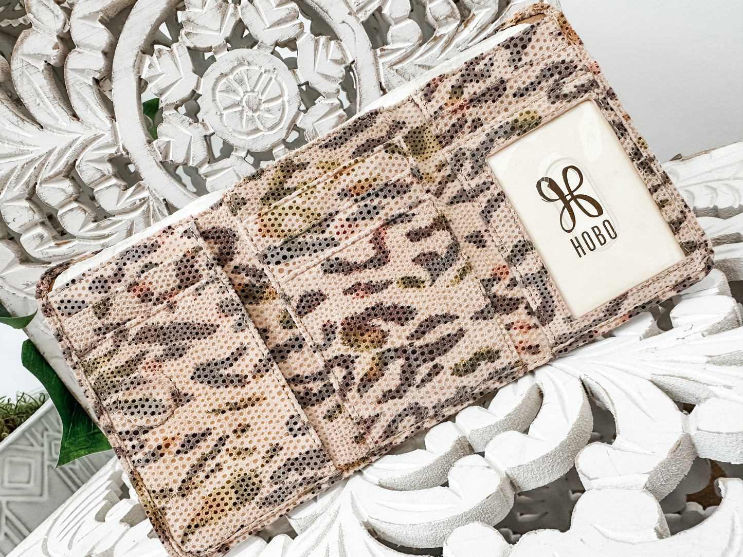 Jill Trifold Wallet in Summer Safair