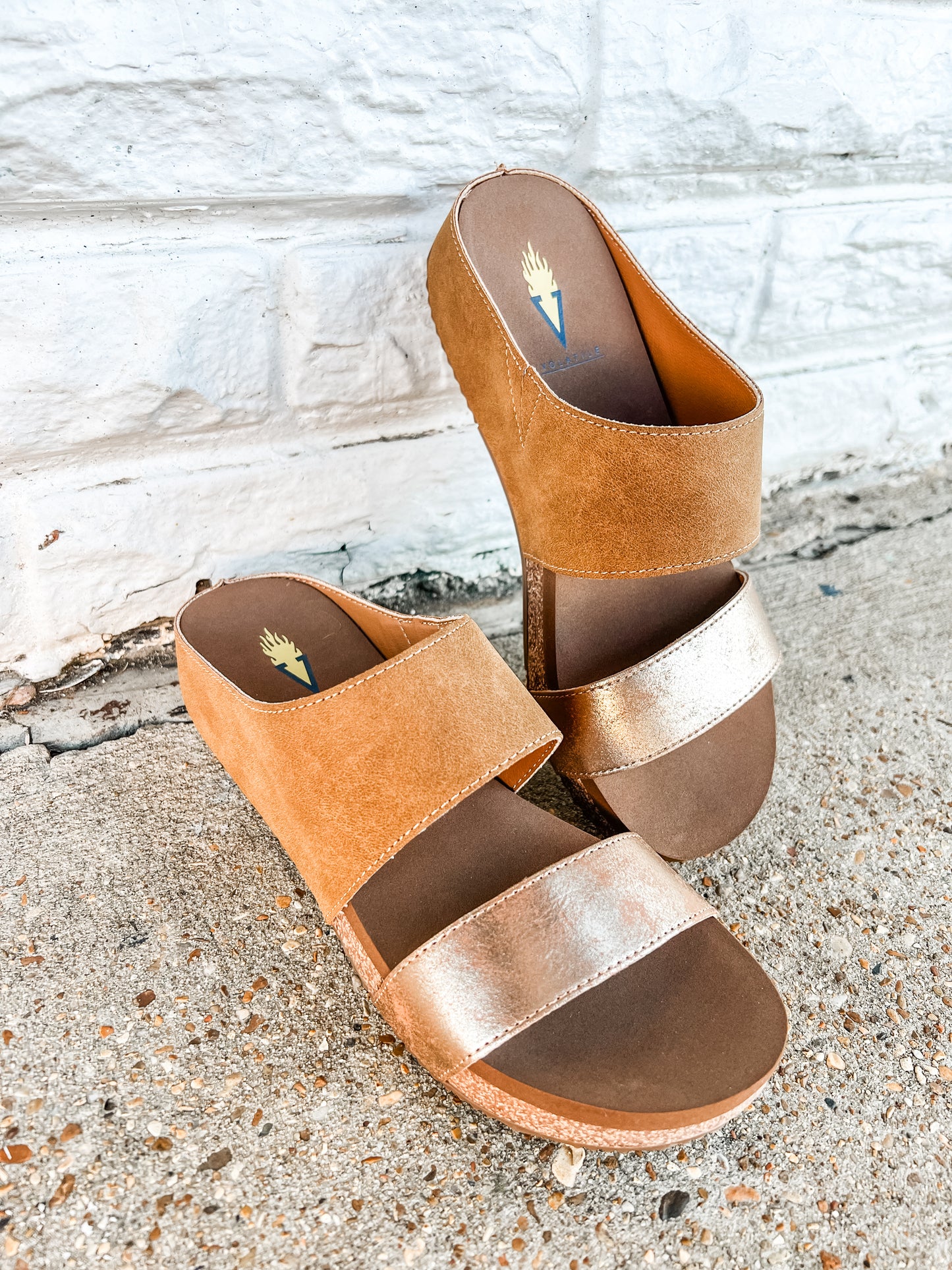 Campfire Slip-on Sandal Cognac