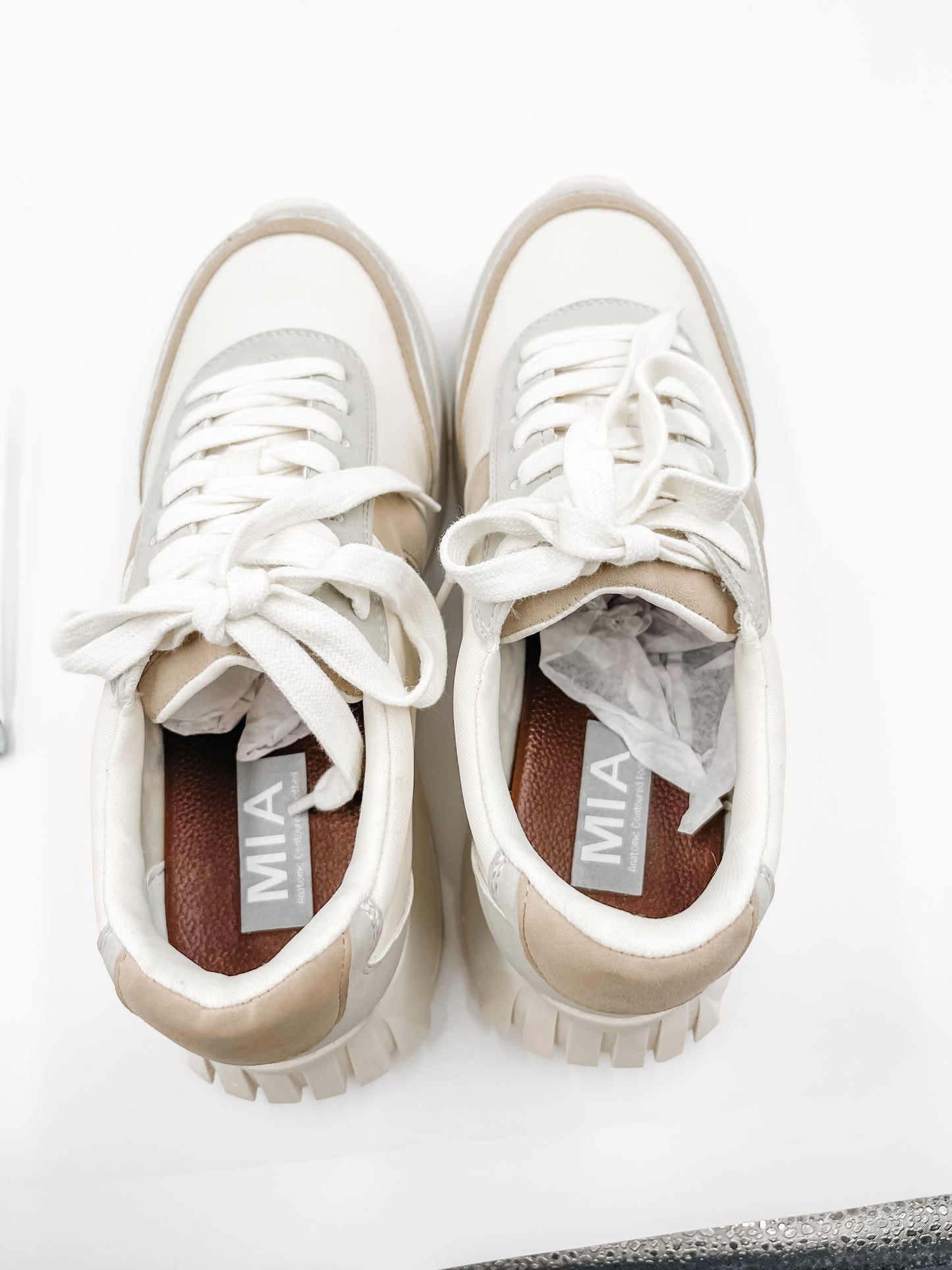 Town Bone/Neutral Sneaker
