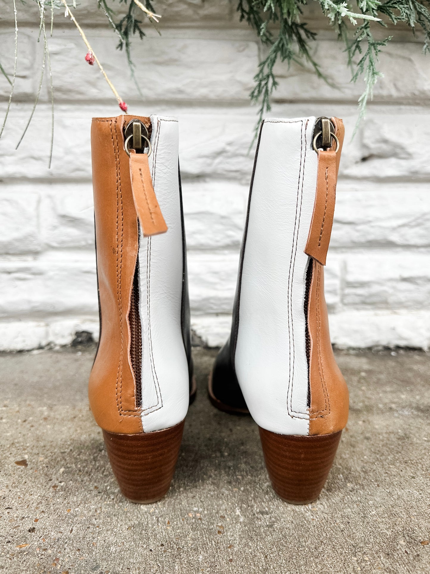 Carson Brown/Multi Boot