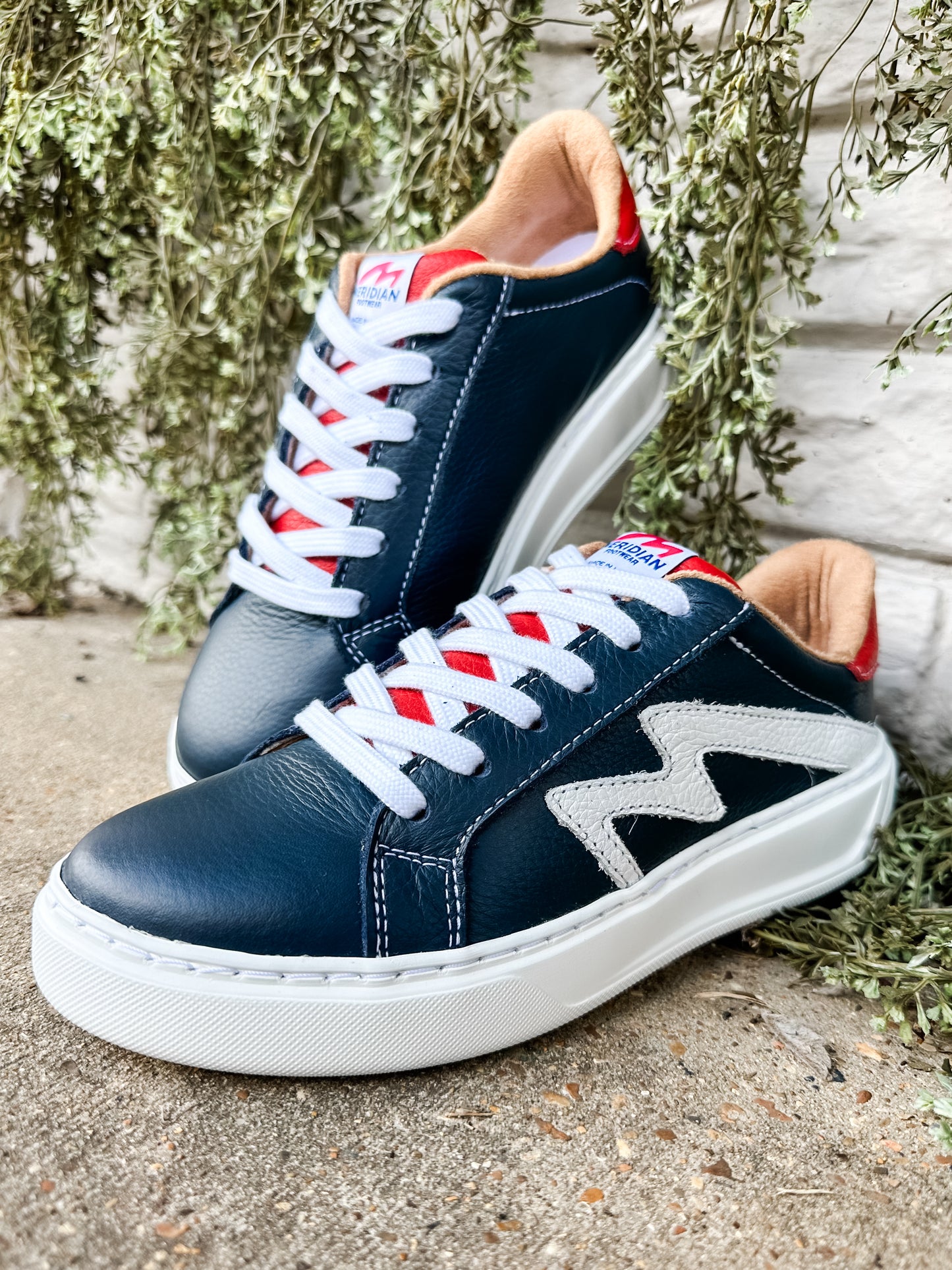 Epic Sneaker Navy/White/Red