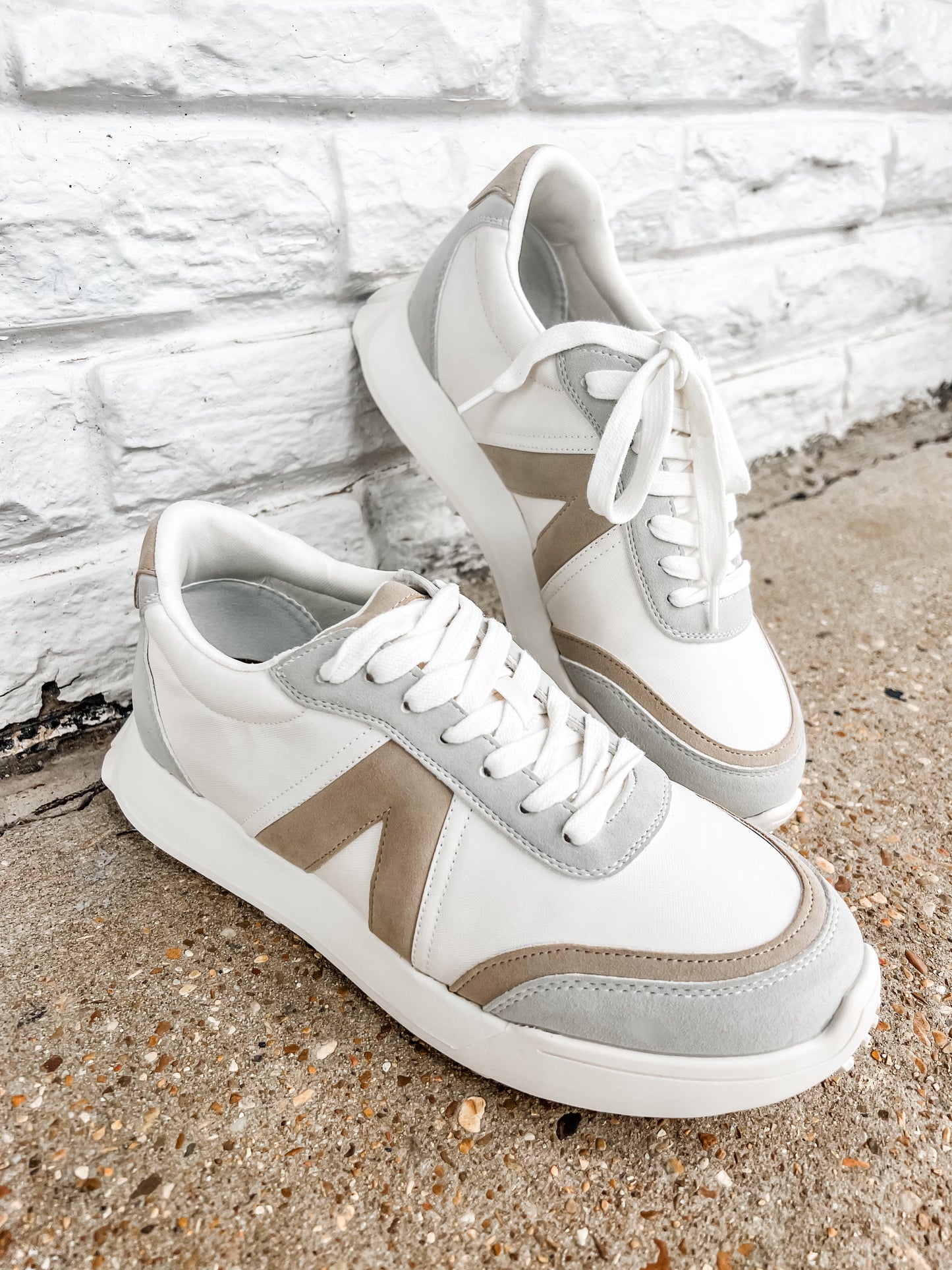 Town Bone/Neutral Sneaker