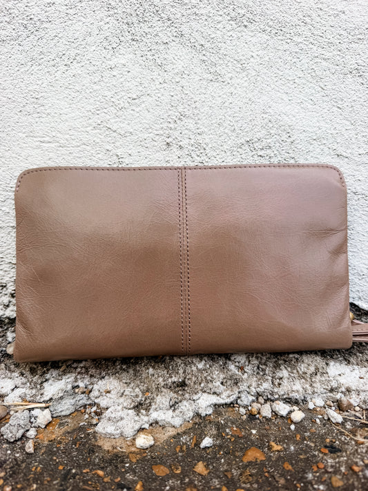 Evolve Wristlet Woodsmoke