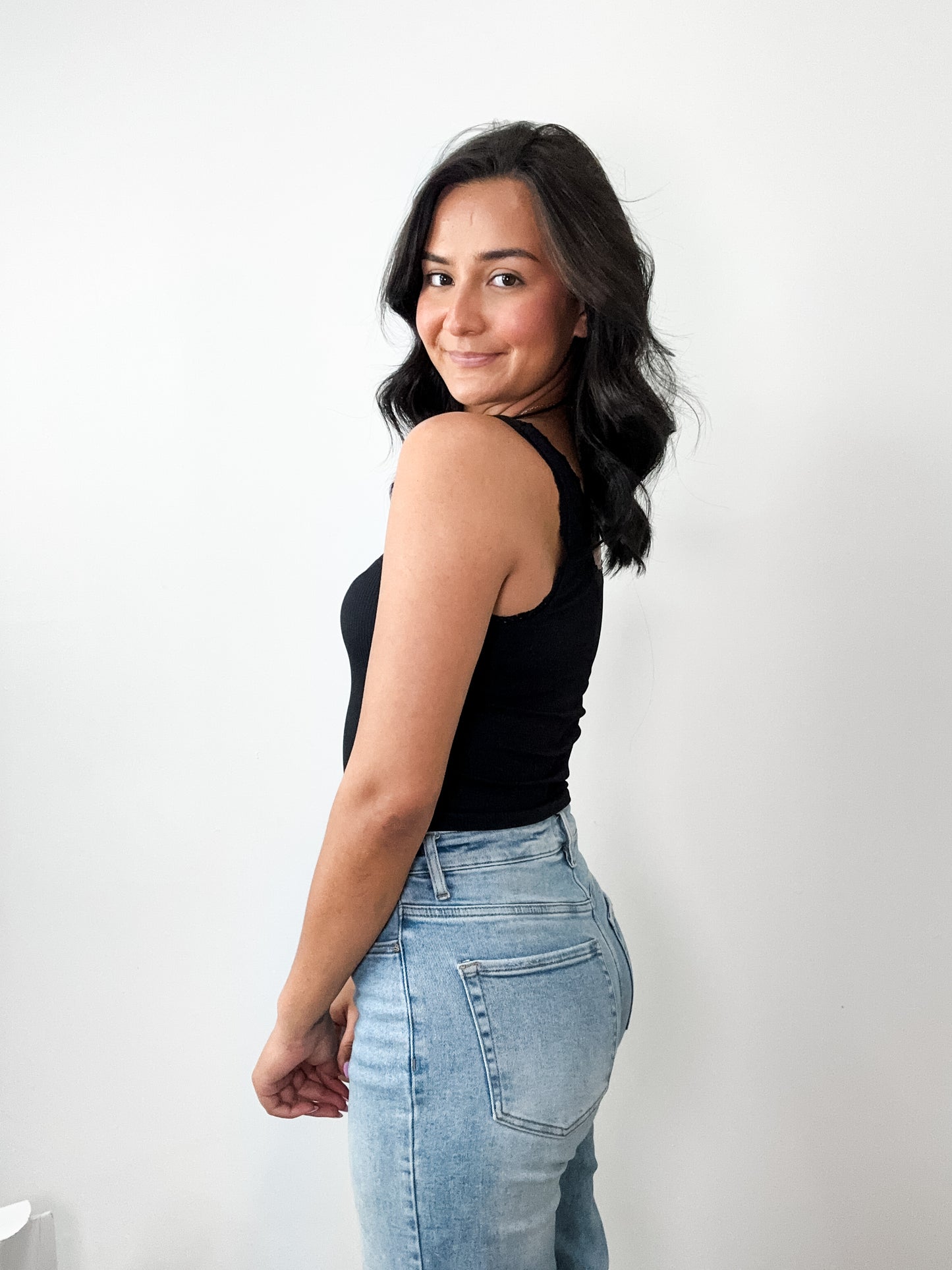 Lace Scoop Neck Tank Top Black