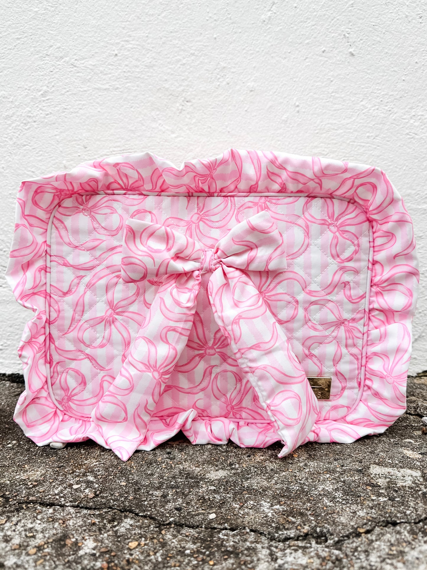 Quilted XL Pouch Pink Bow