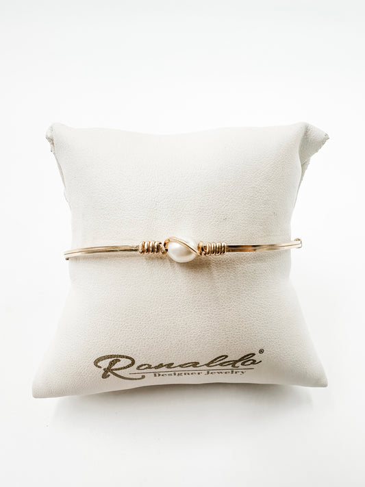 Breathe Bracelet Gold Pearl