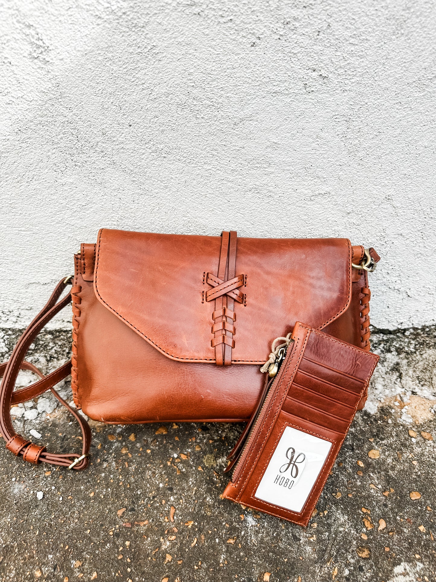 Expedition Shoulder Crossbody Pecan Ridge