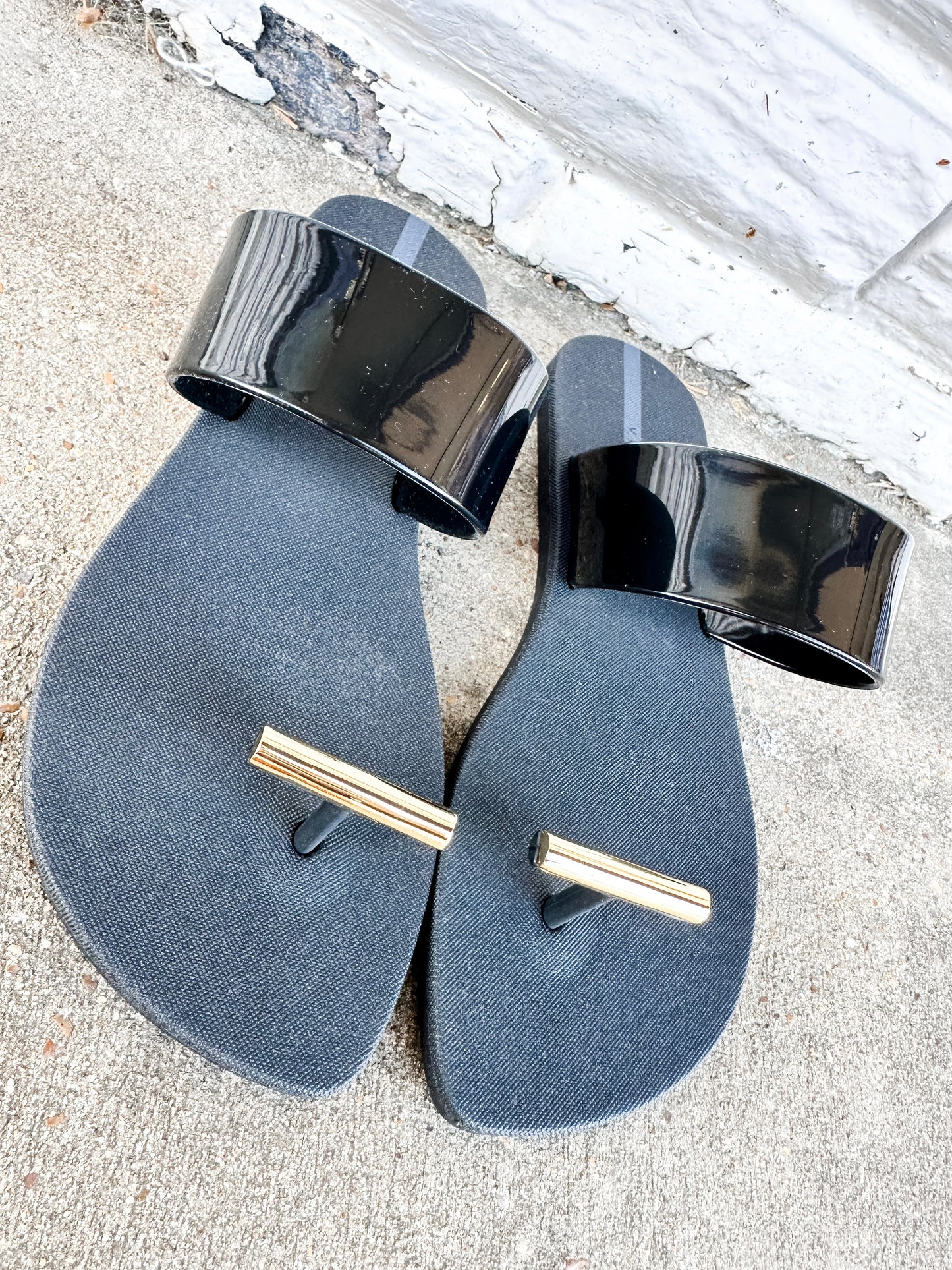 Minimal Look Sandal