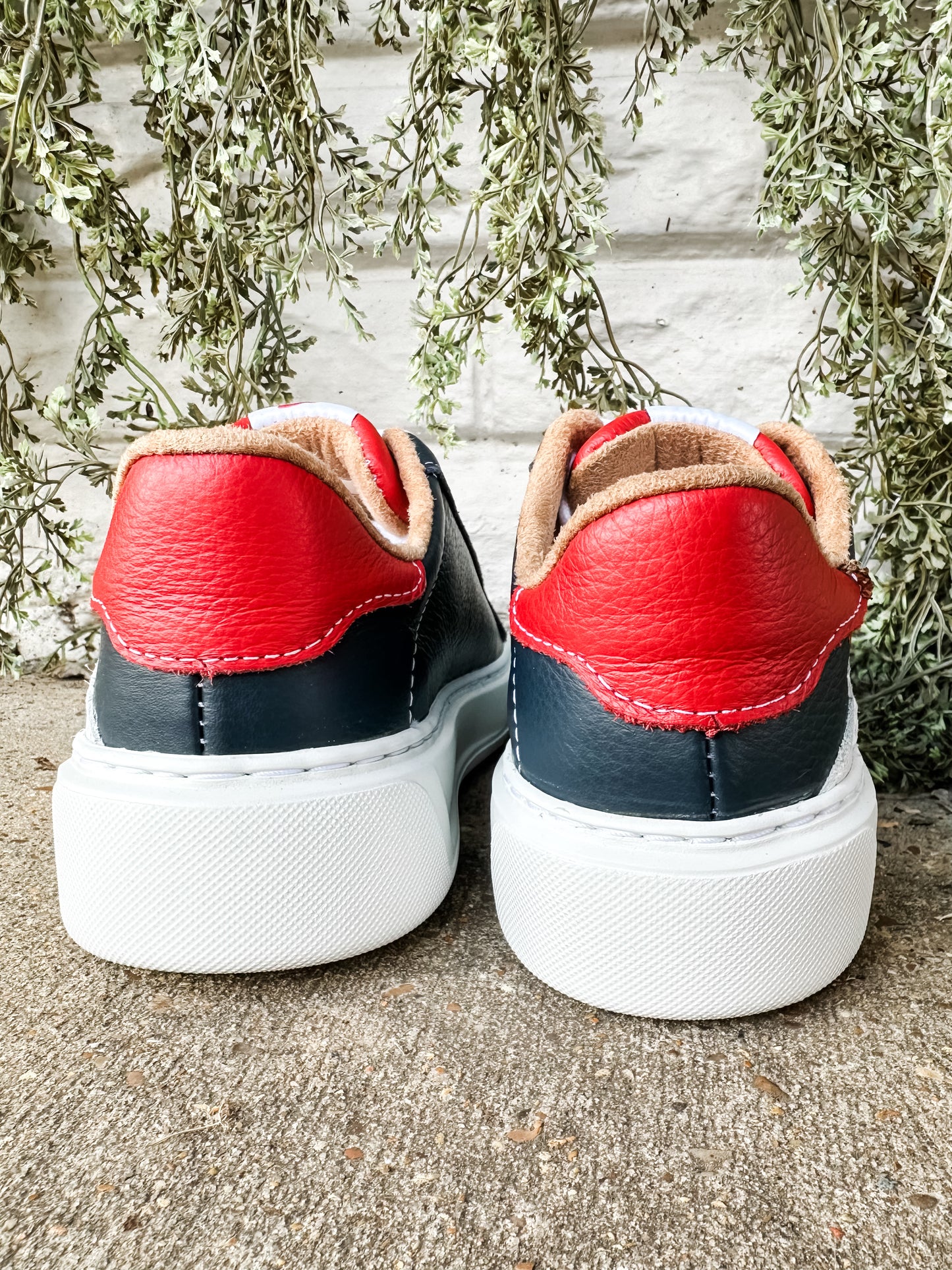 Epic Sneaker Navy/White/Red