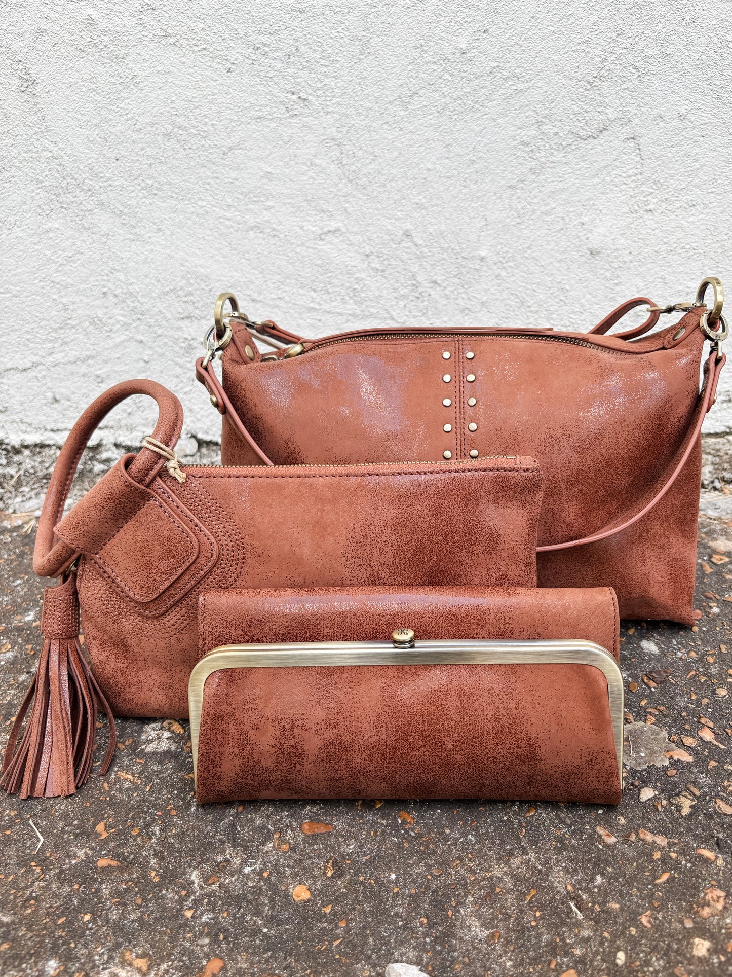 Avon Shoulder Bag Burnished Saddle
