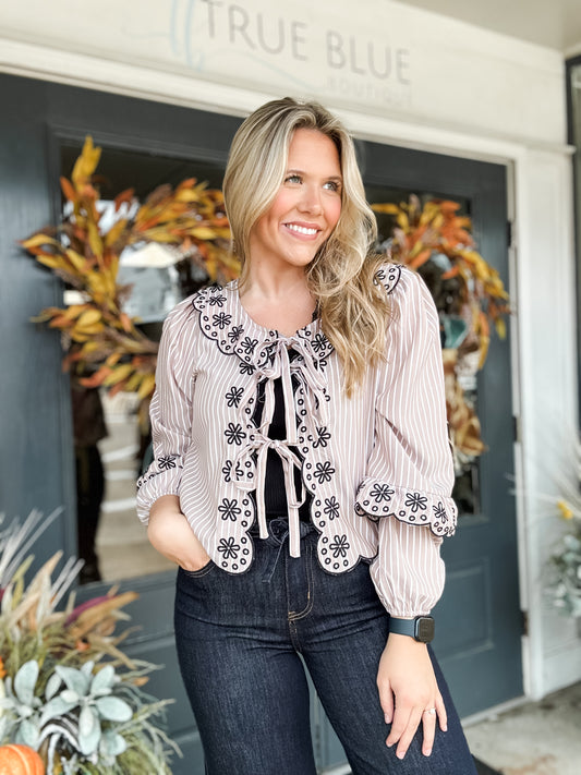 Prissy Penelope Top