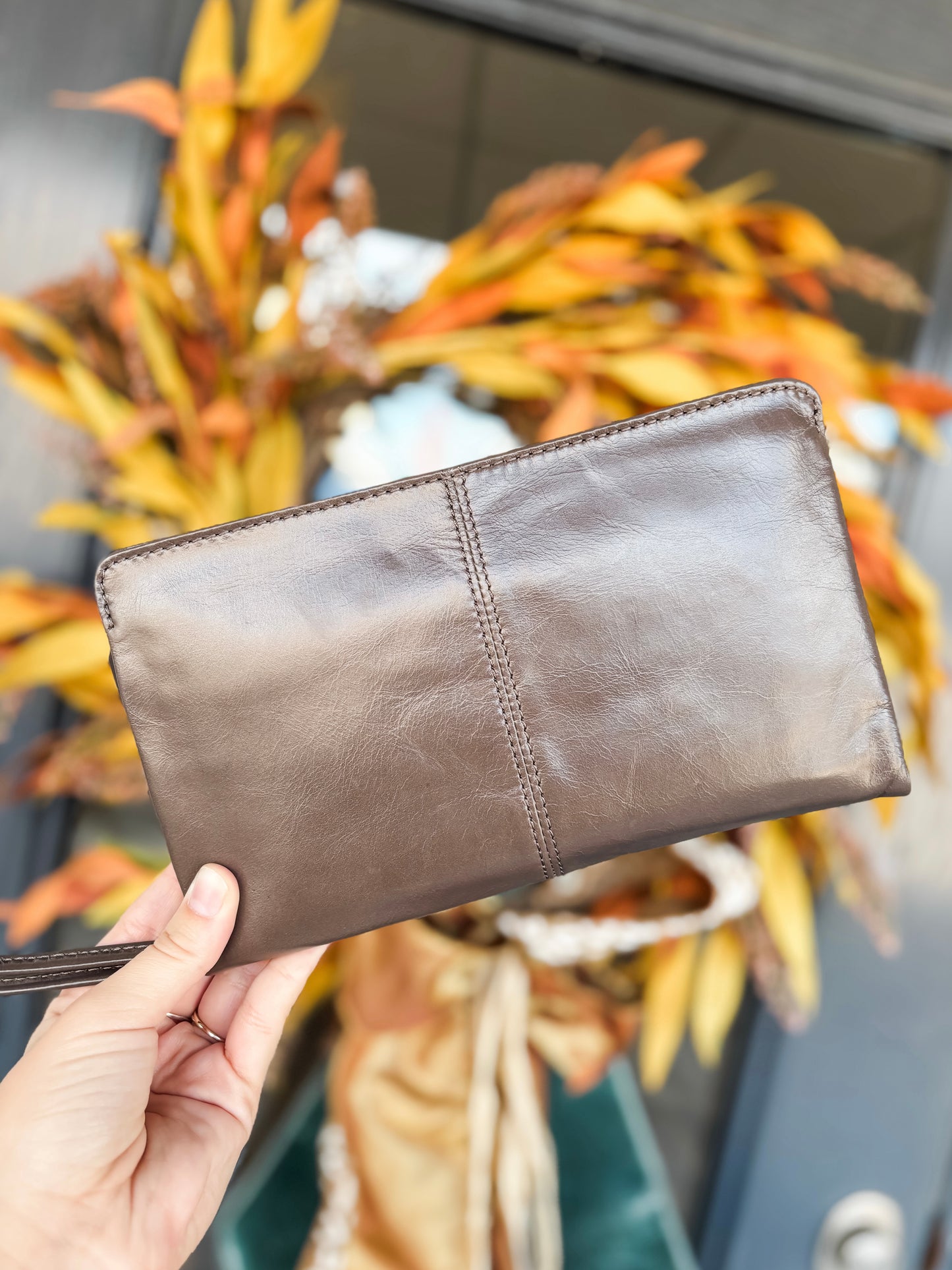 Evolve Wristlet Heartstone