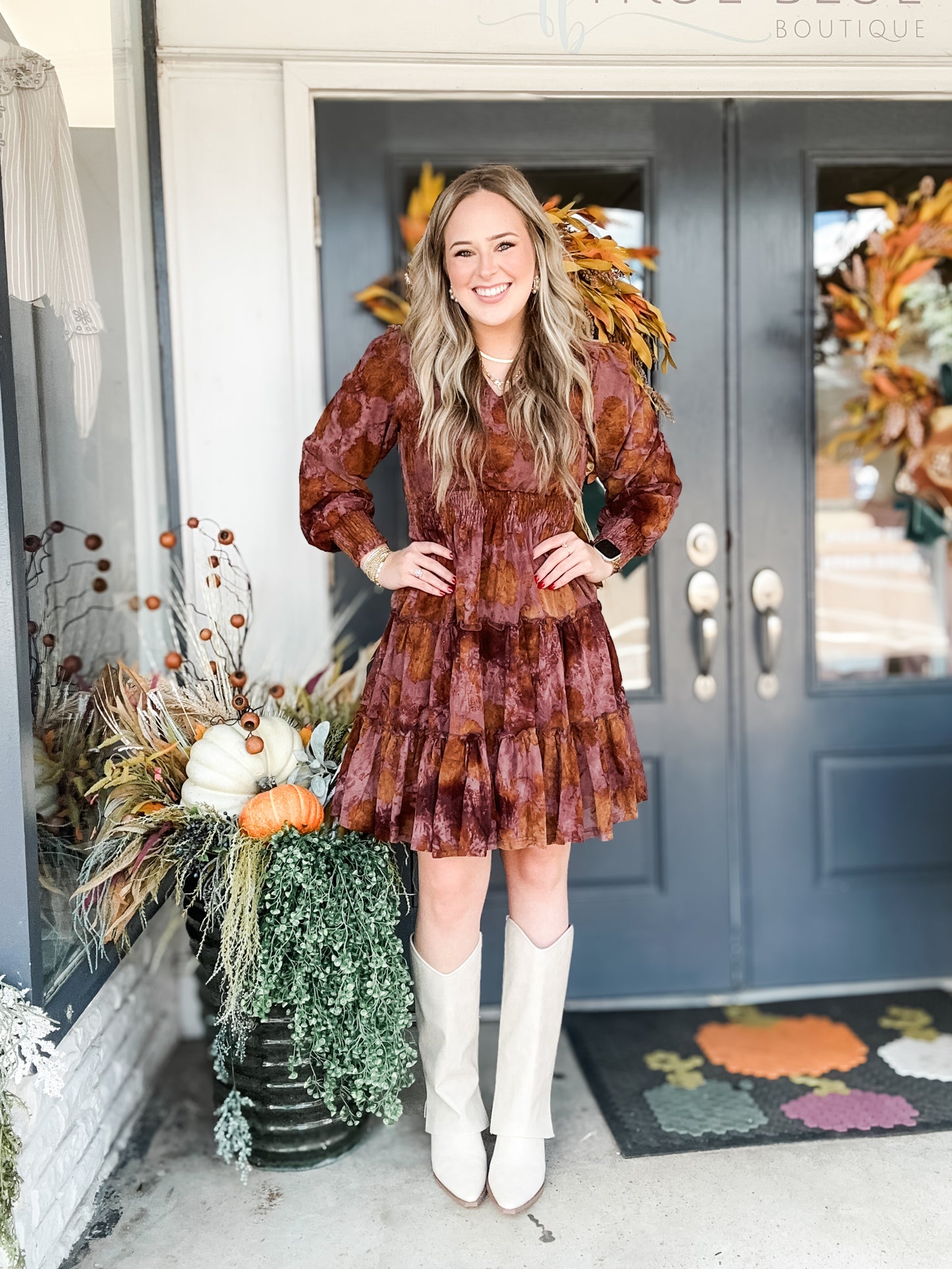 The Opal in Hazel Flora