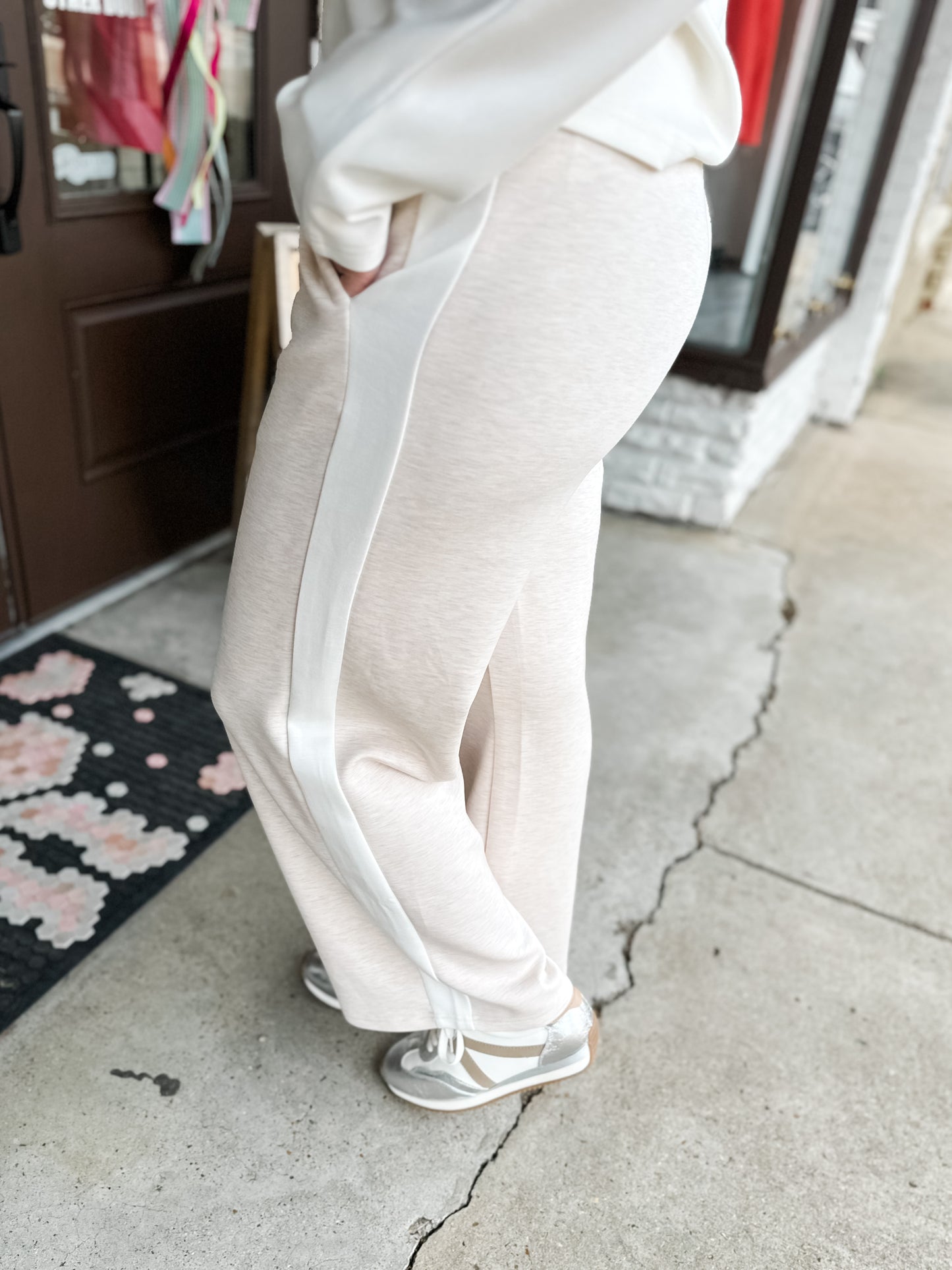 Walk About Town Pants