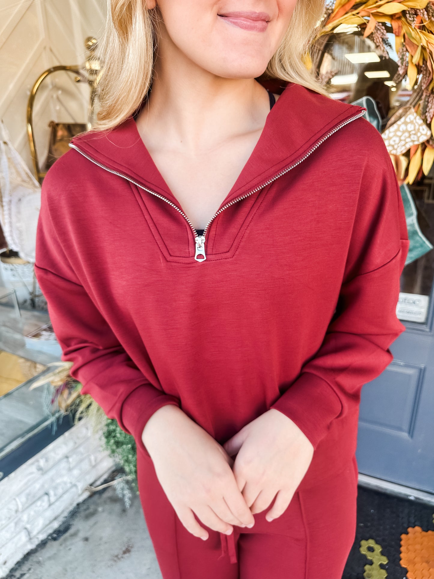 Prida Scuba Half Zip Pullover