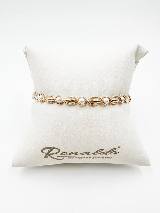 To Have and To Hold Bracelet Gold