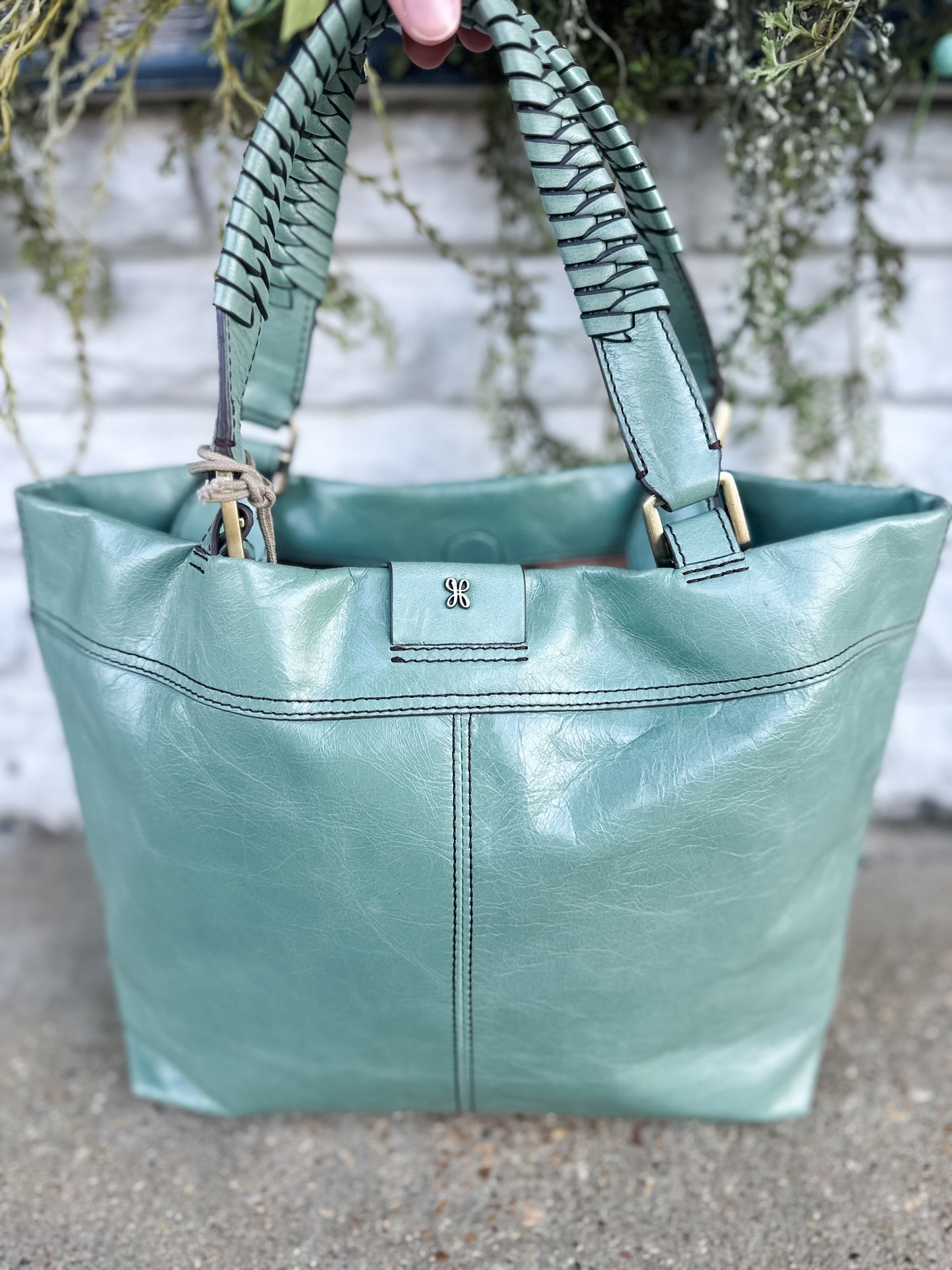 Romy Medium Tote Jade