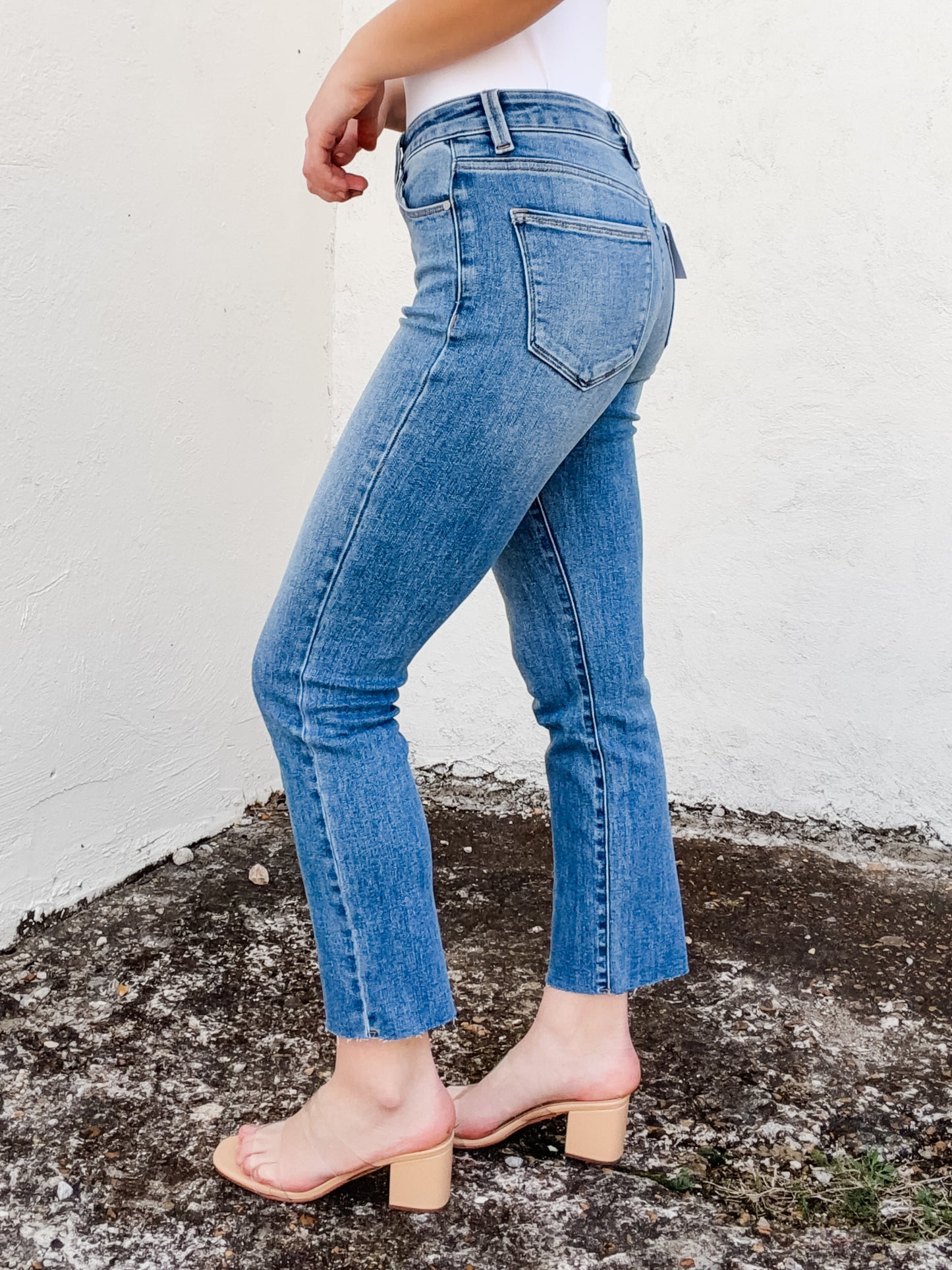 Rita Mid Rise Straight Med. Blue