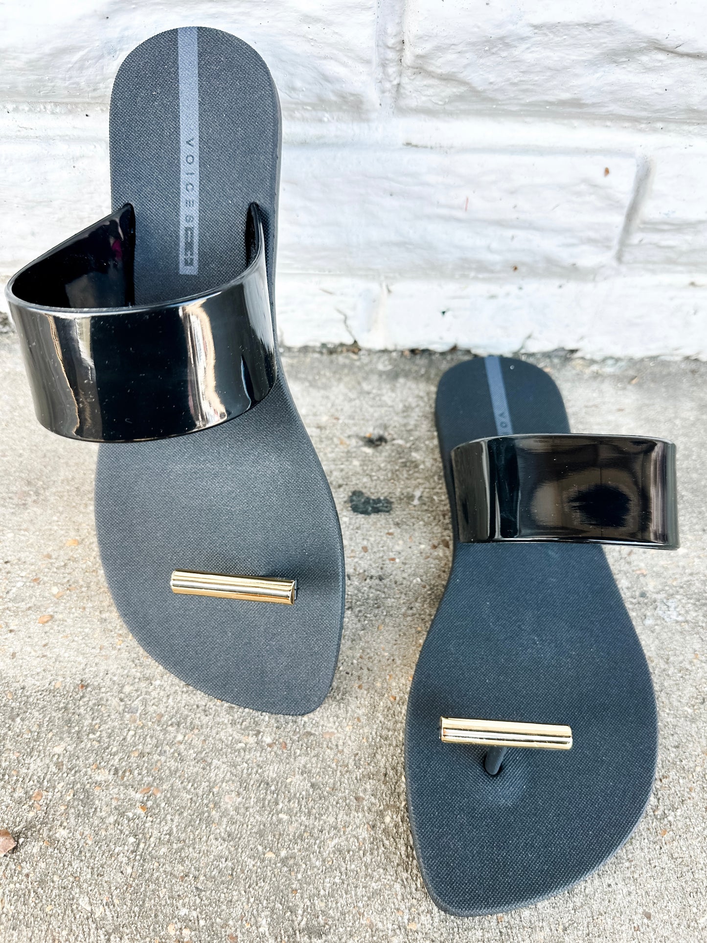 Minimal Look Sandal