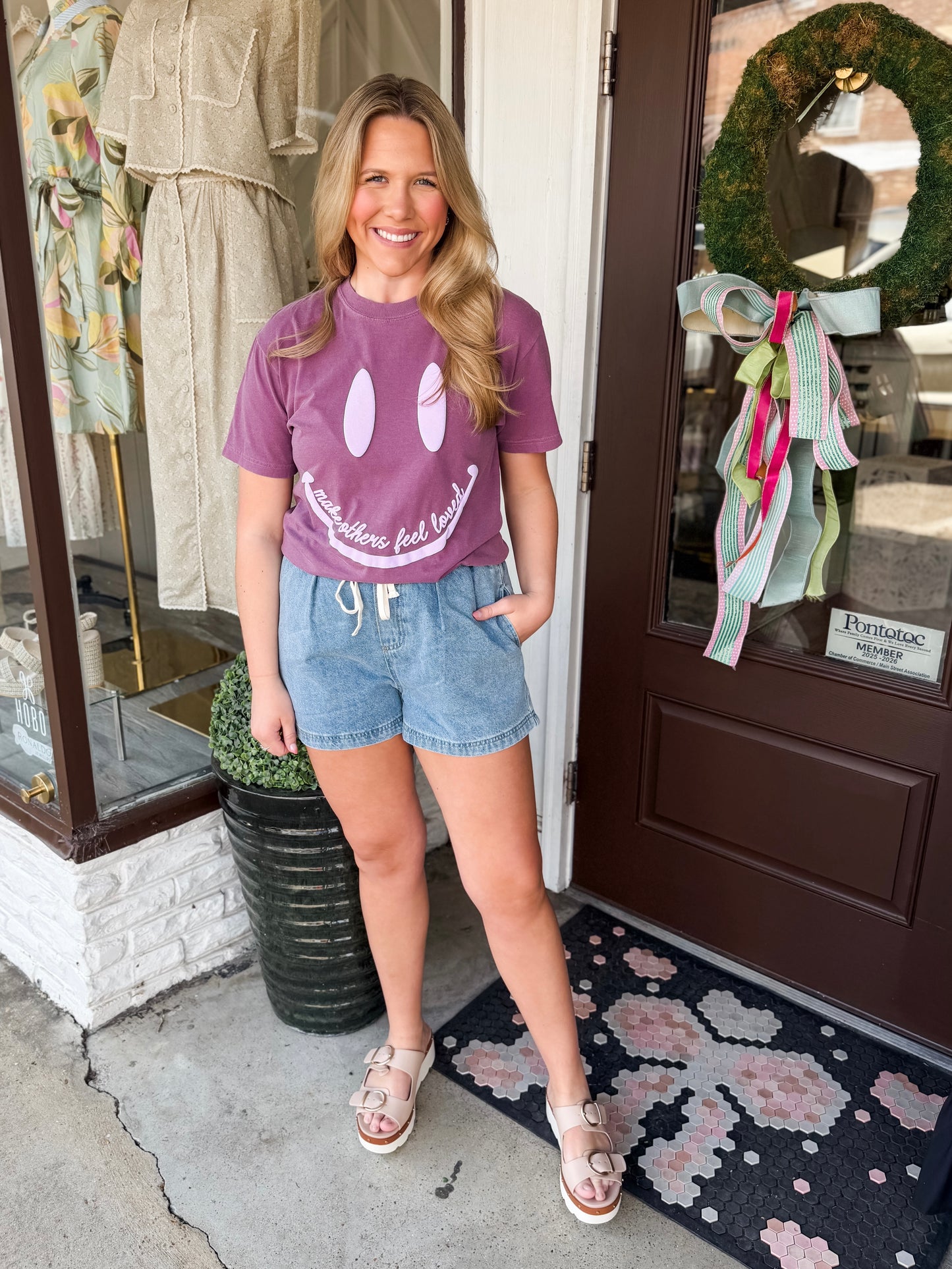 Make Others Feel Loved Tee