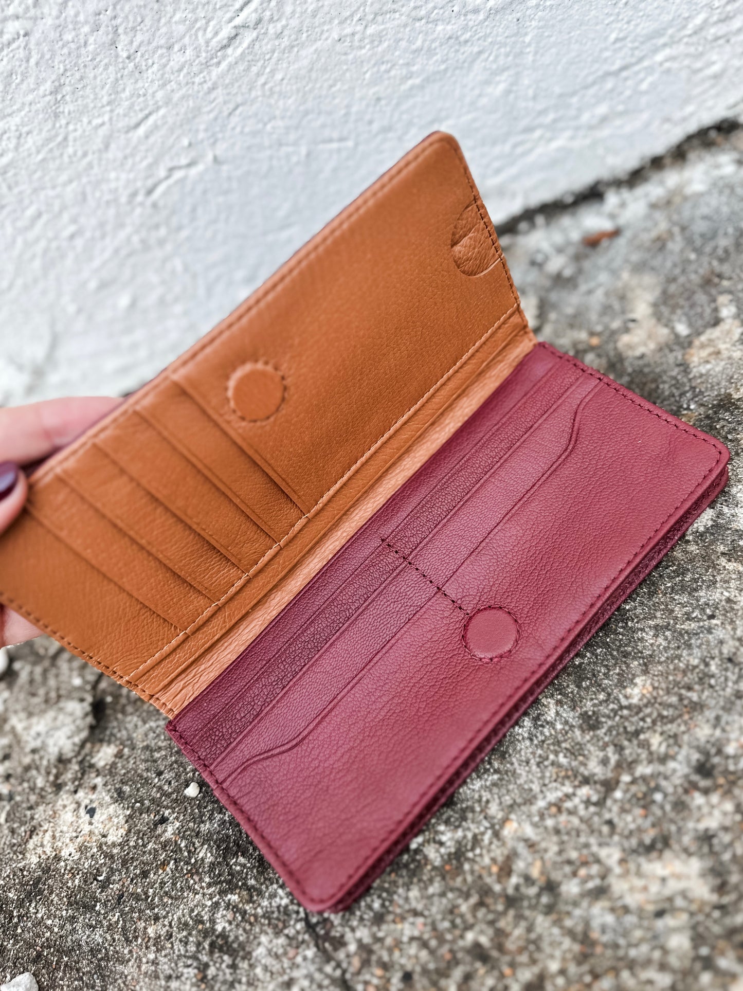 Hutton Wallet Red Dahila
