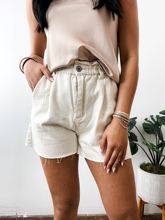 Paperbag Picnic Shorts Ecru