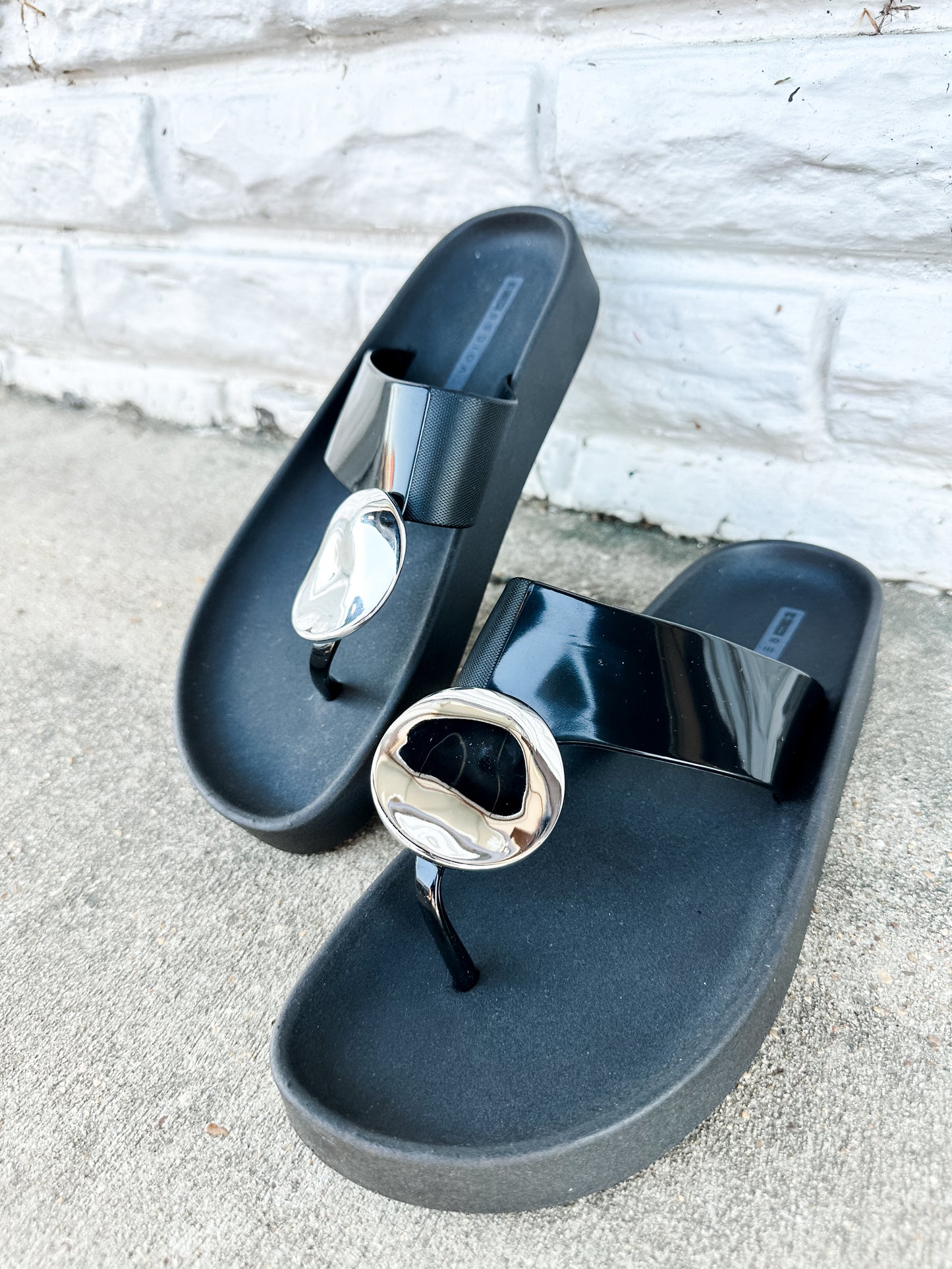 Smooth Flow Sandal