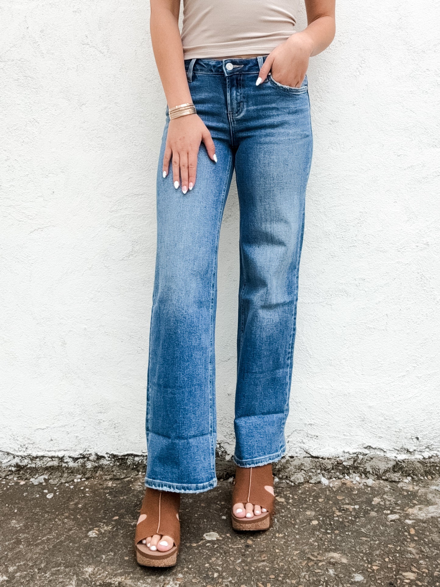 Low Rise Relax Straight Leg Crop Denim Jeans