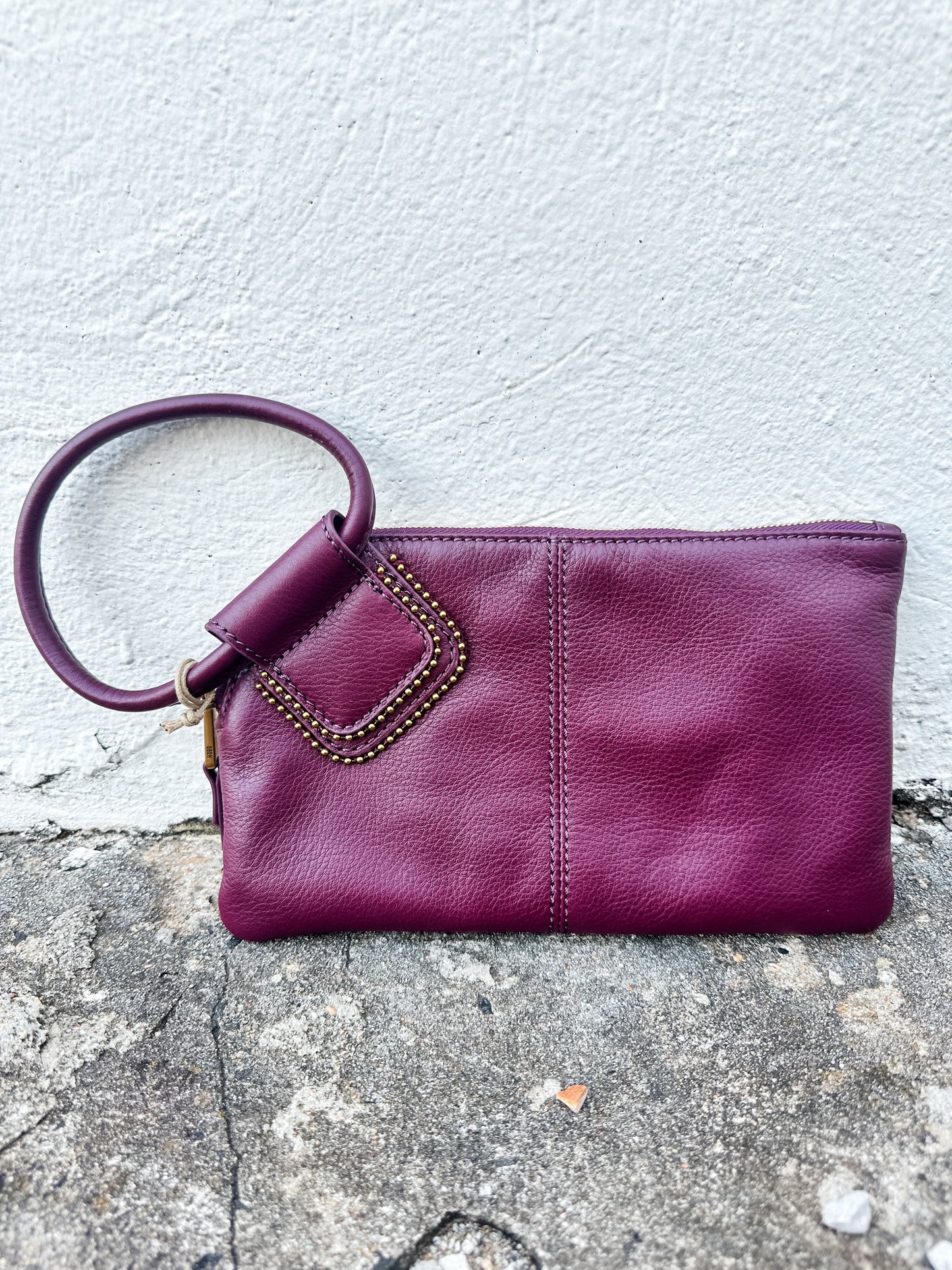 Sable Wristlet Mulberry Glaze