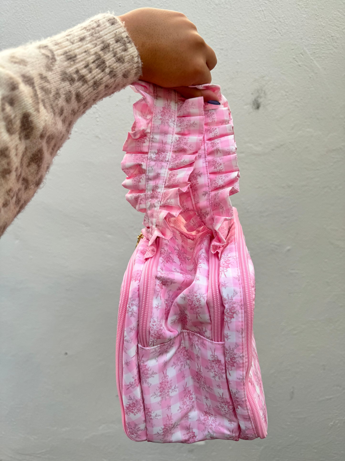 Ruffled Caddie Pink