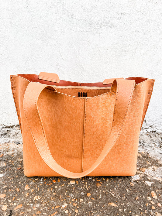 Vida Tote in Chocolate