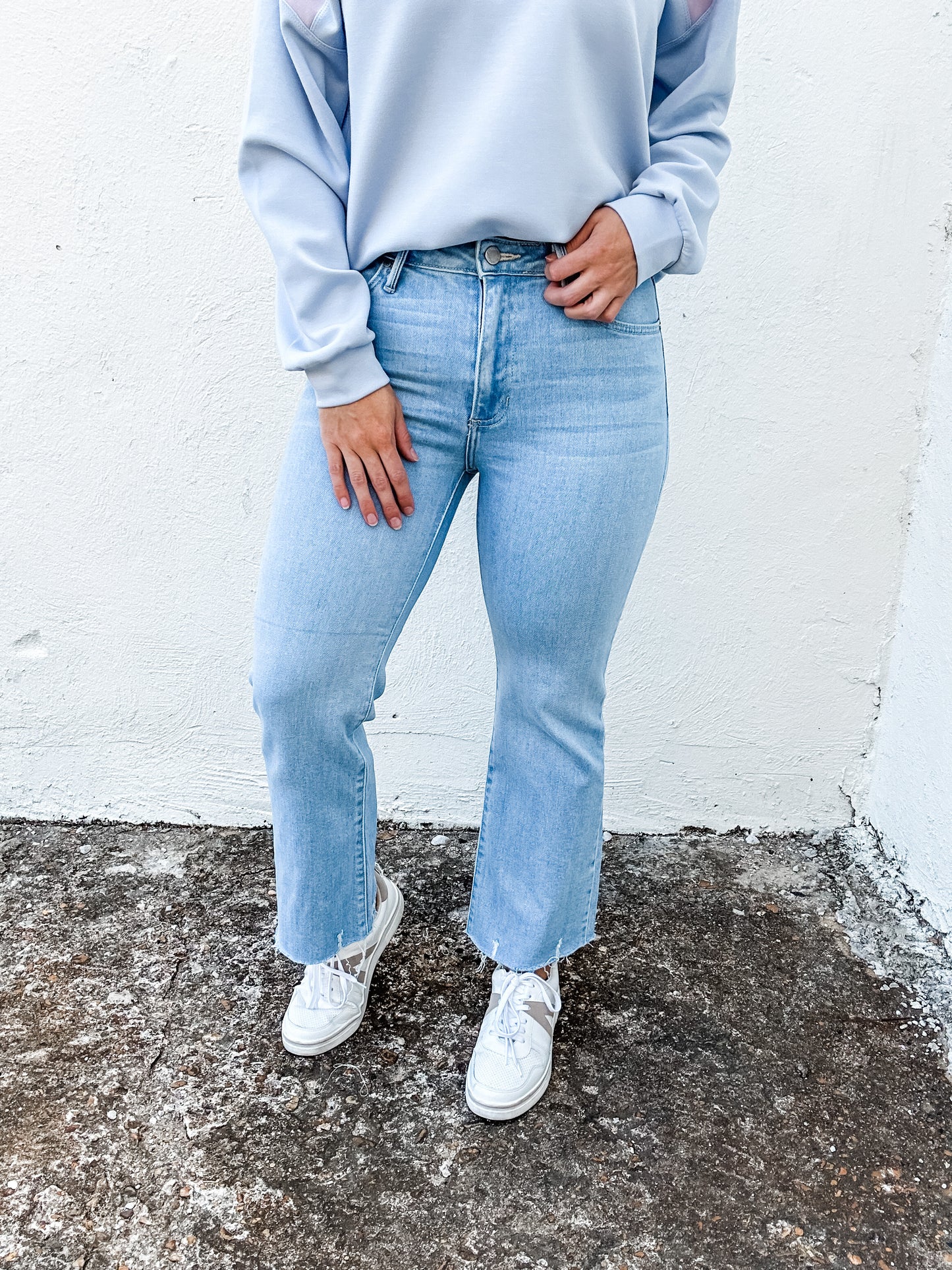 Frayed Crop Flare Jean