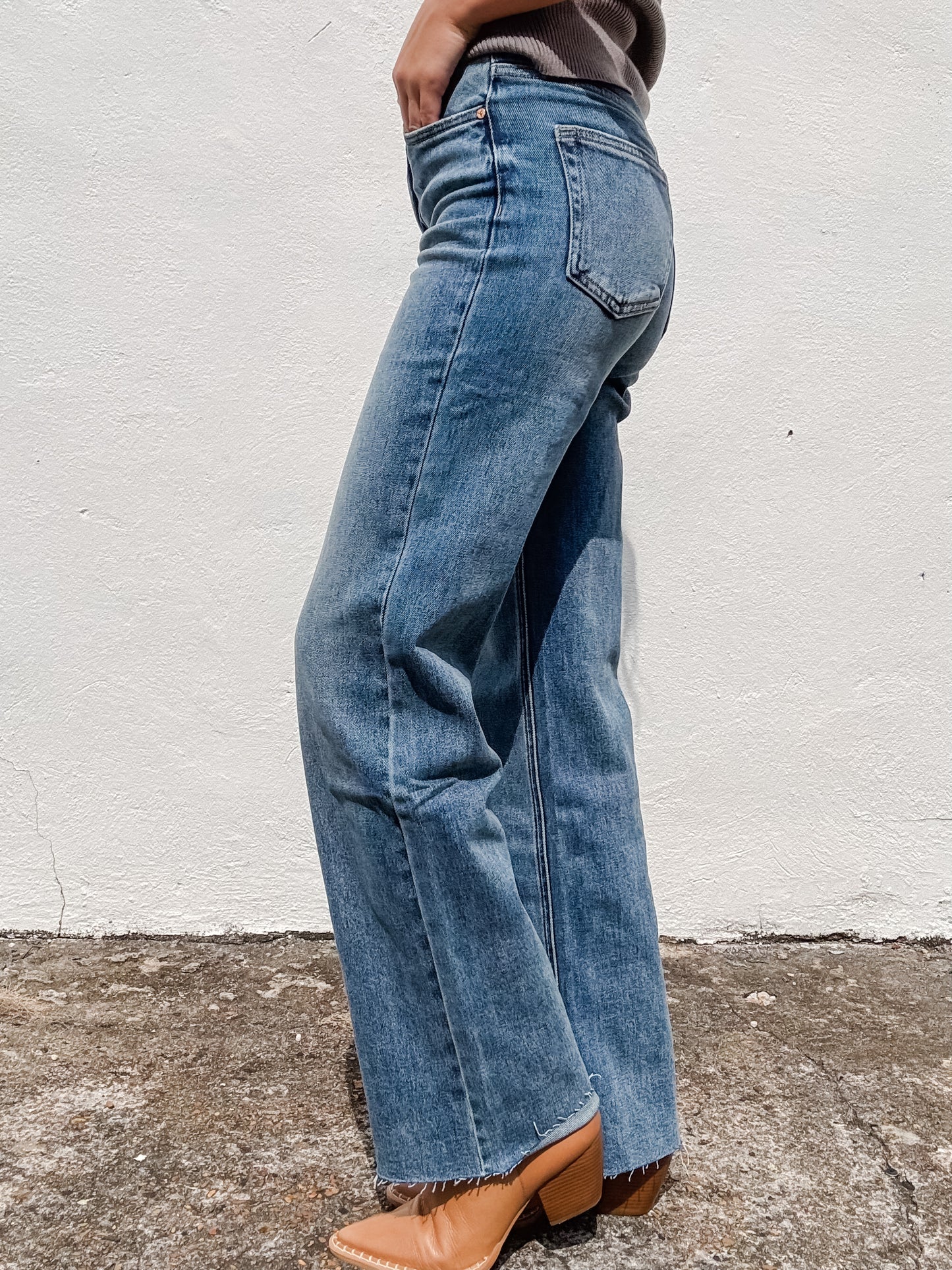 Dawna High-Rise Wide Leg Jeans