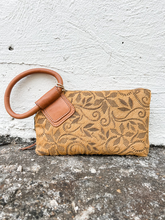 Sable Wristlet in Harvest Wheat Hair-On