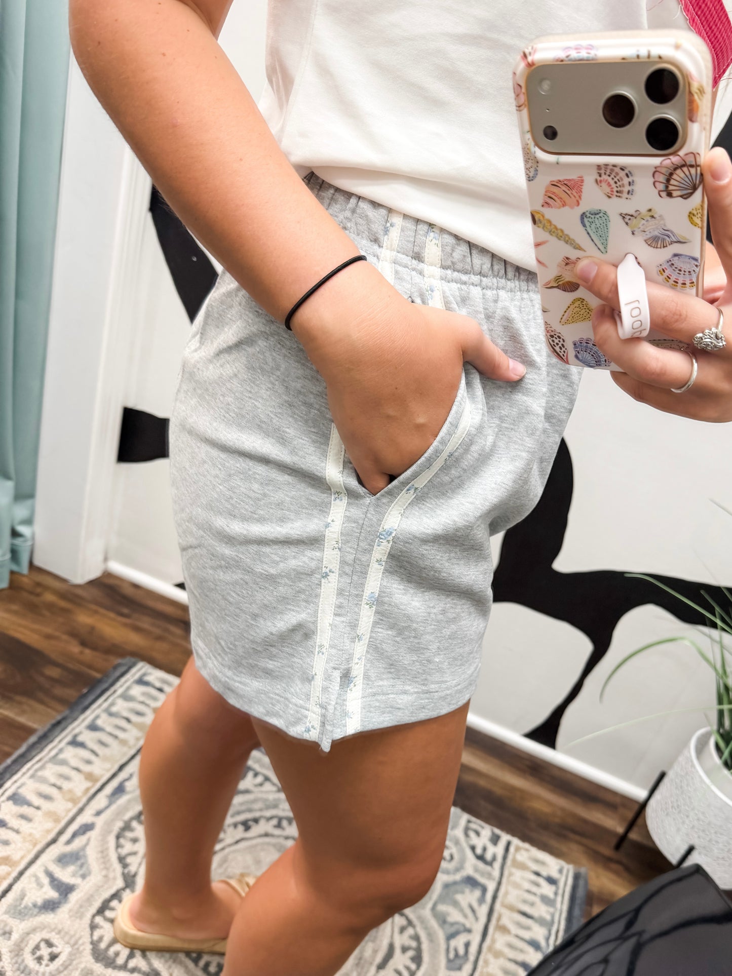 Beach Beware Shorts Gray