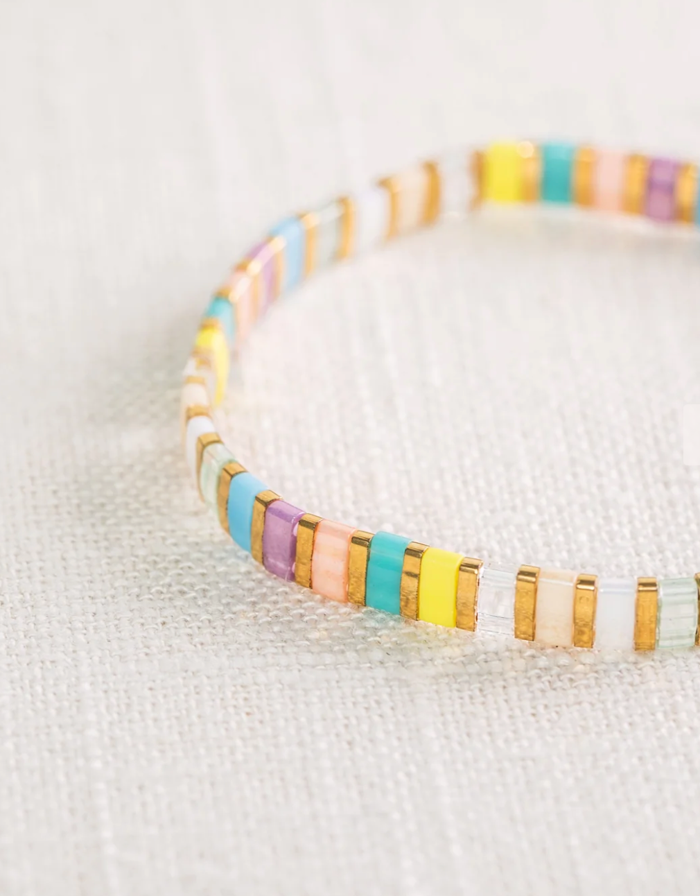 Breeze Tila Bracelet