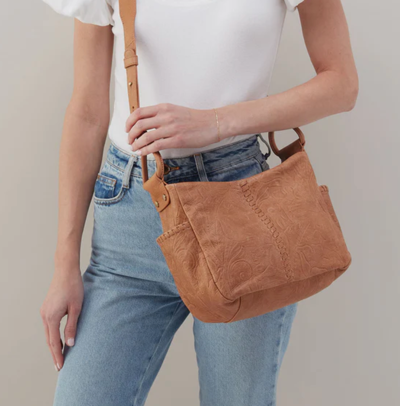 Sheila Crossbody Saddle