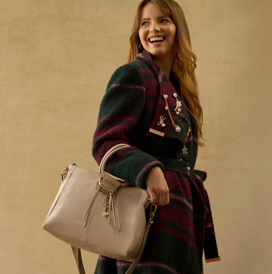 Sheila Medium Stone Gloss