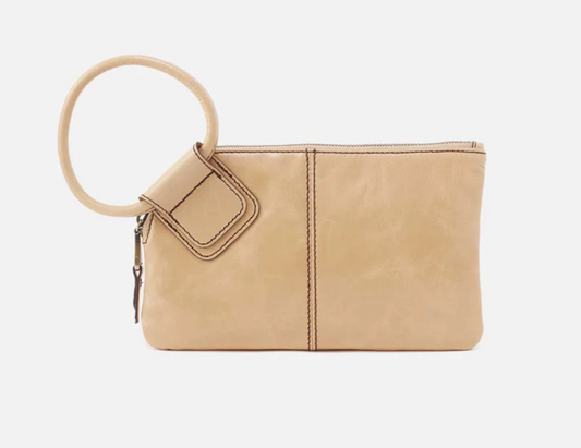 Sable Wristlet in Desert Sand