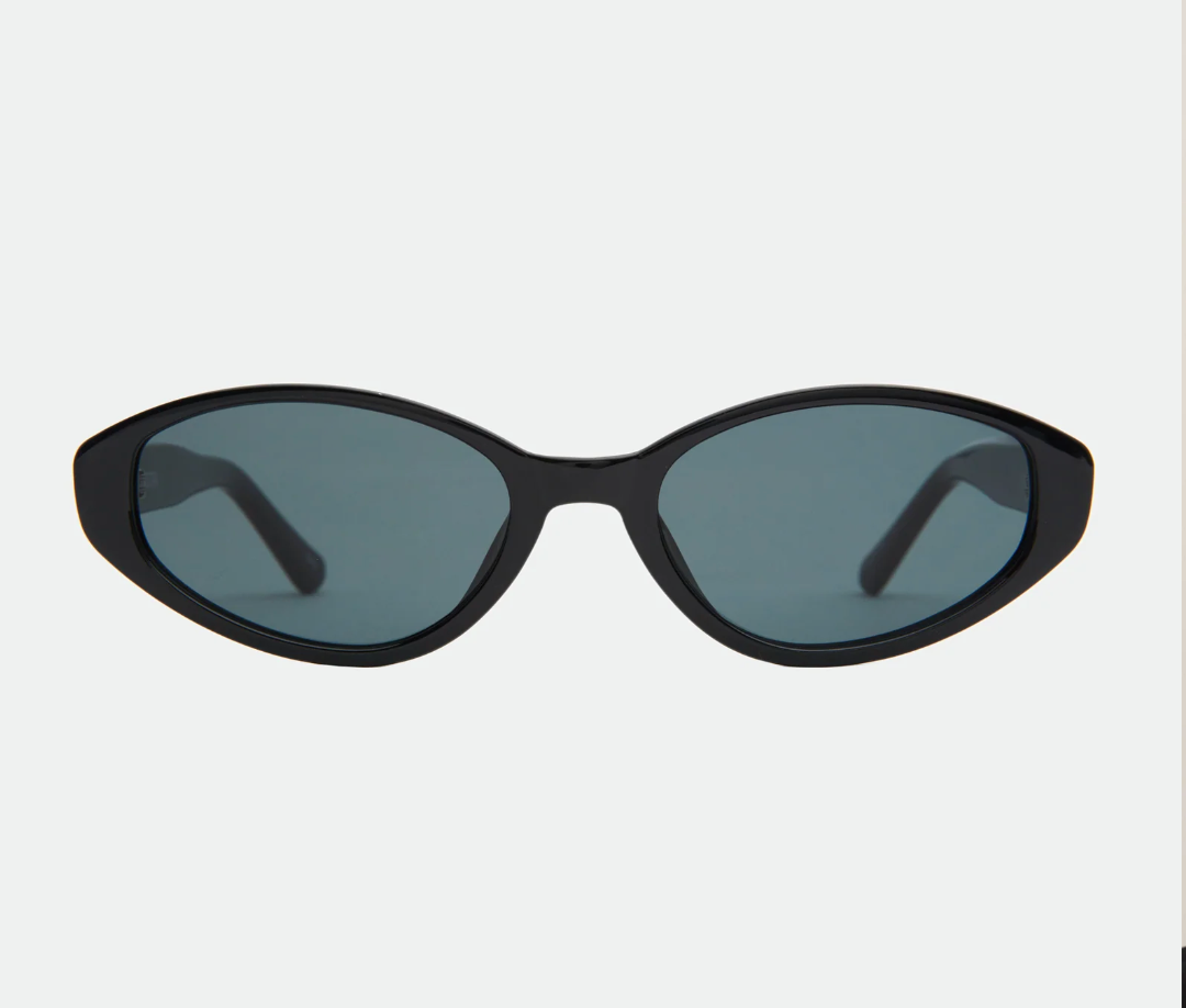 Ivy Black/Smoke