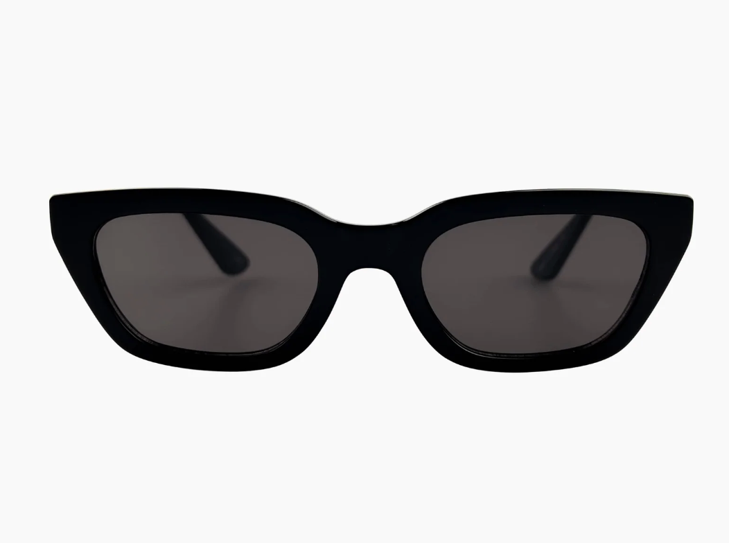 Nove Black/Smoke