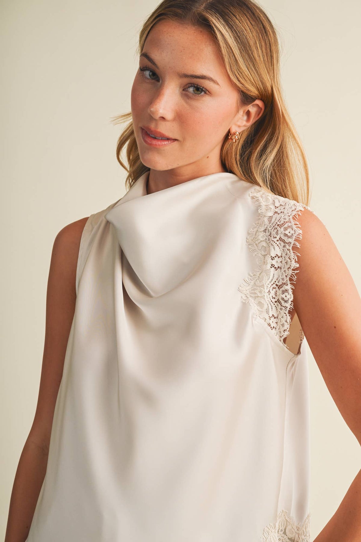 Champagne and Lace Top Cream