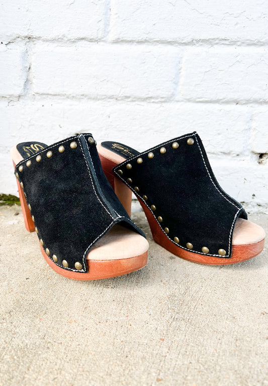 Crowley Suede Clog Black